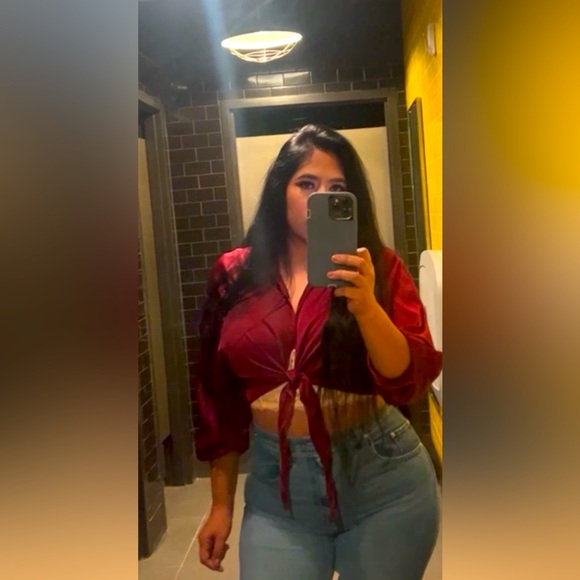 Meet your Posher, Rocio - Picture 1 of 1